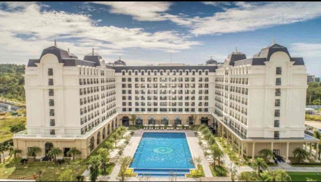 Продажа апартаментов Vinholiday Fiesta Phu Quoc