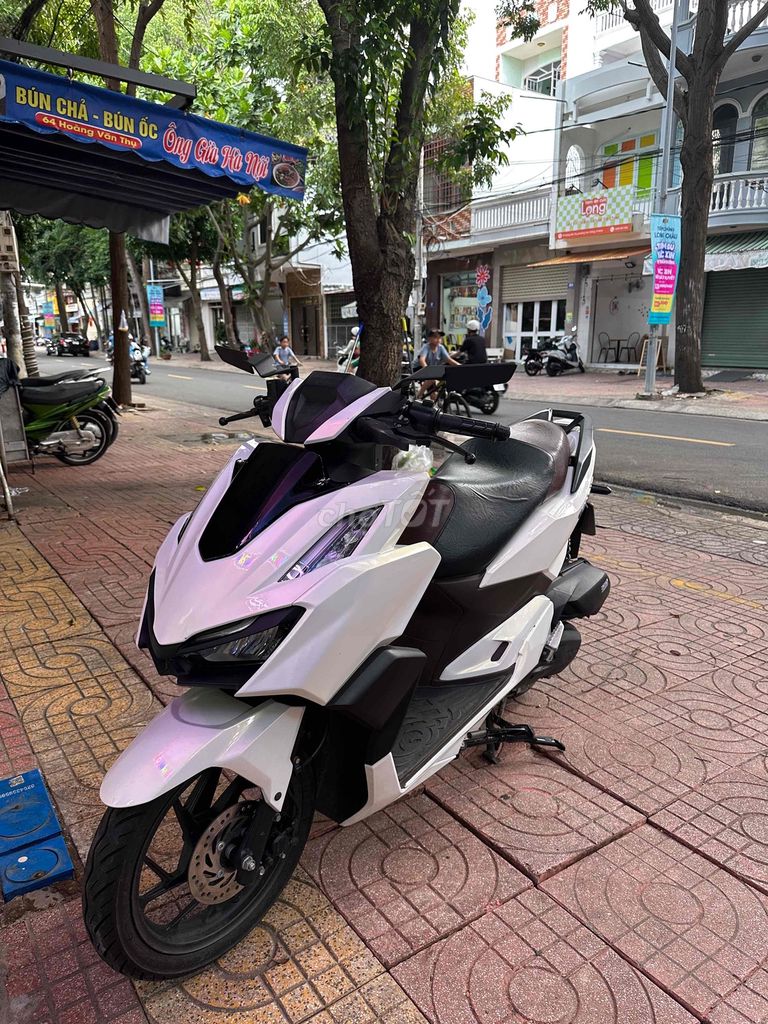 Honda Vario 160 Белый