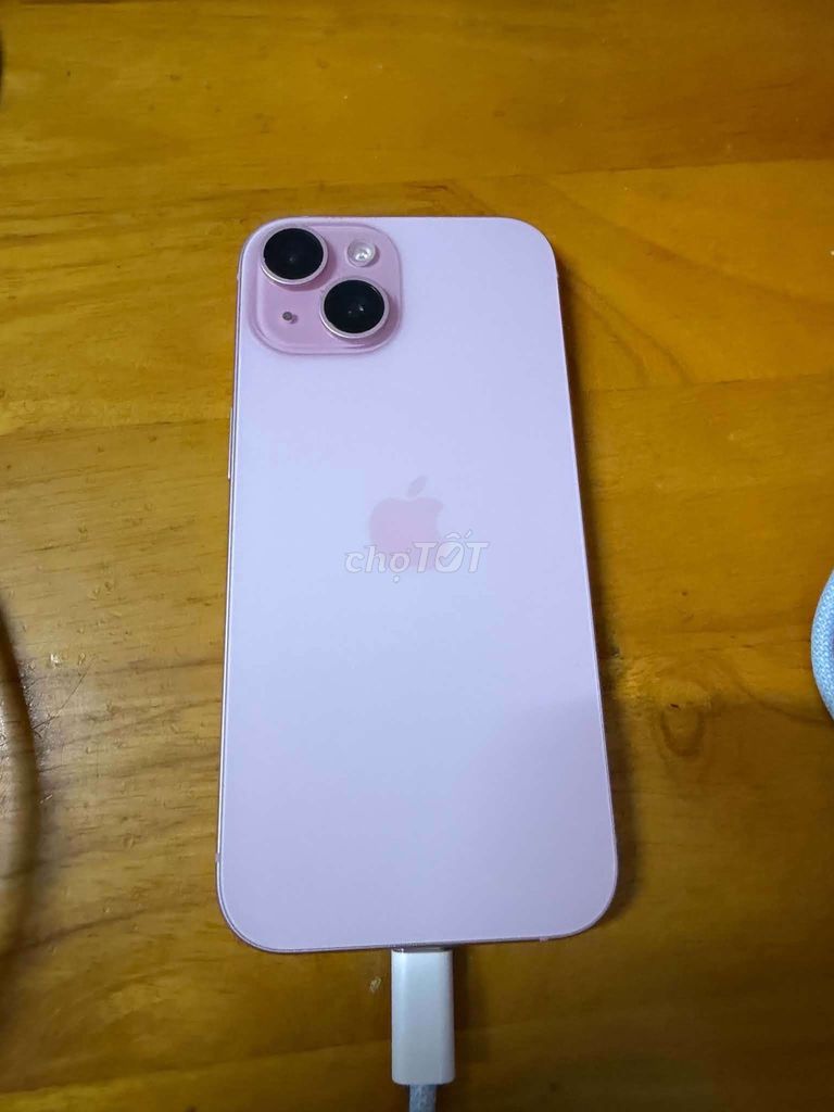 Фото 2: Apple iPhone 15 128GB Розовый, аккумулятор 80%