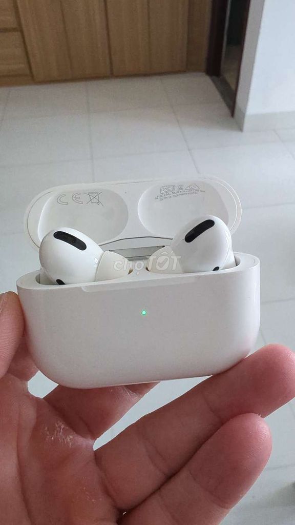 Apple AirPods Pro 1 белые