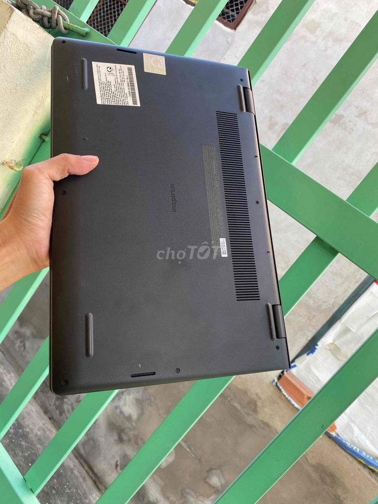 Фото 3: Dell Inspiron 3520 i5-1235U 15.6 inch 8GB/512GB