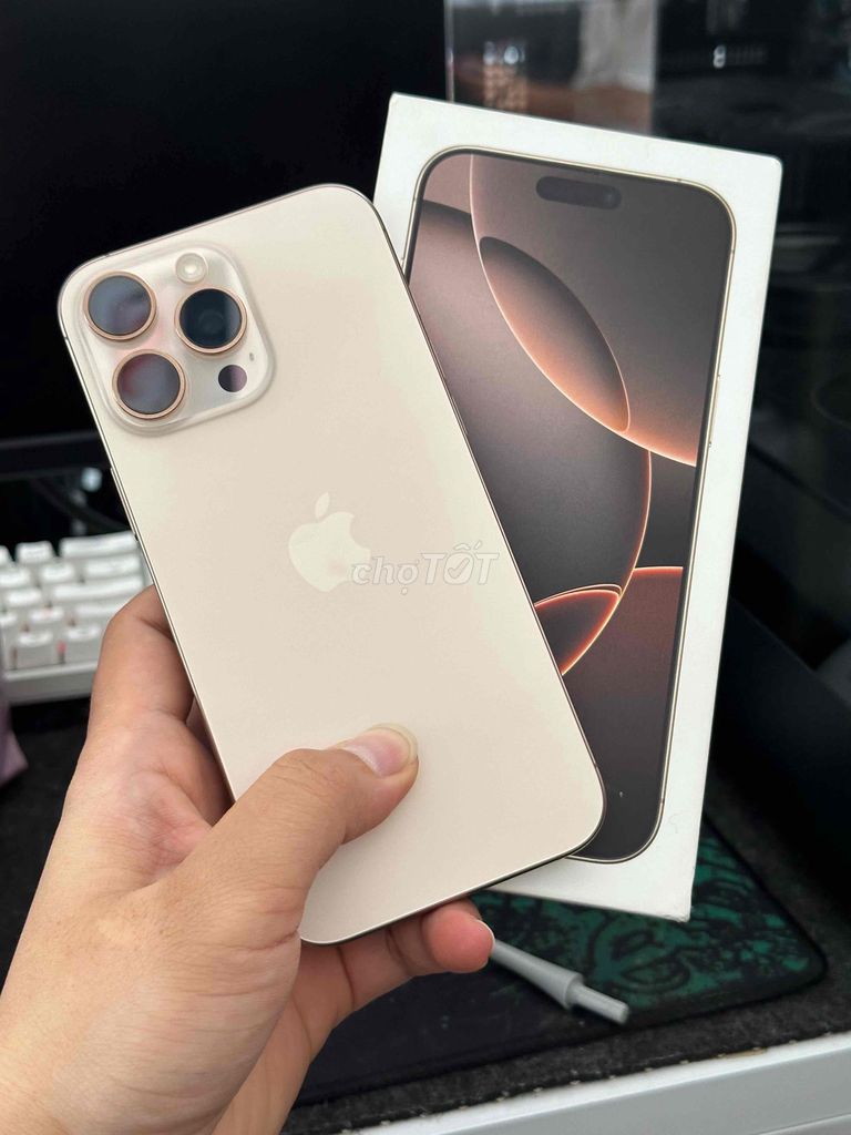 Apple iPhone 16 Pro Max 256GB Желтый, оригинальный