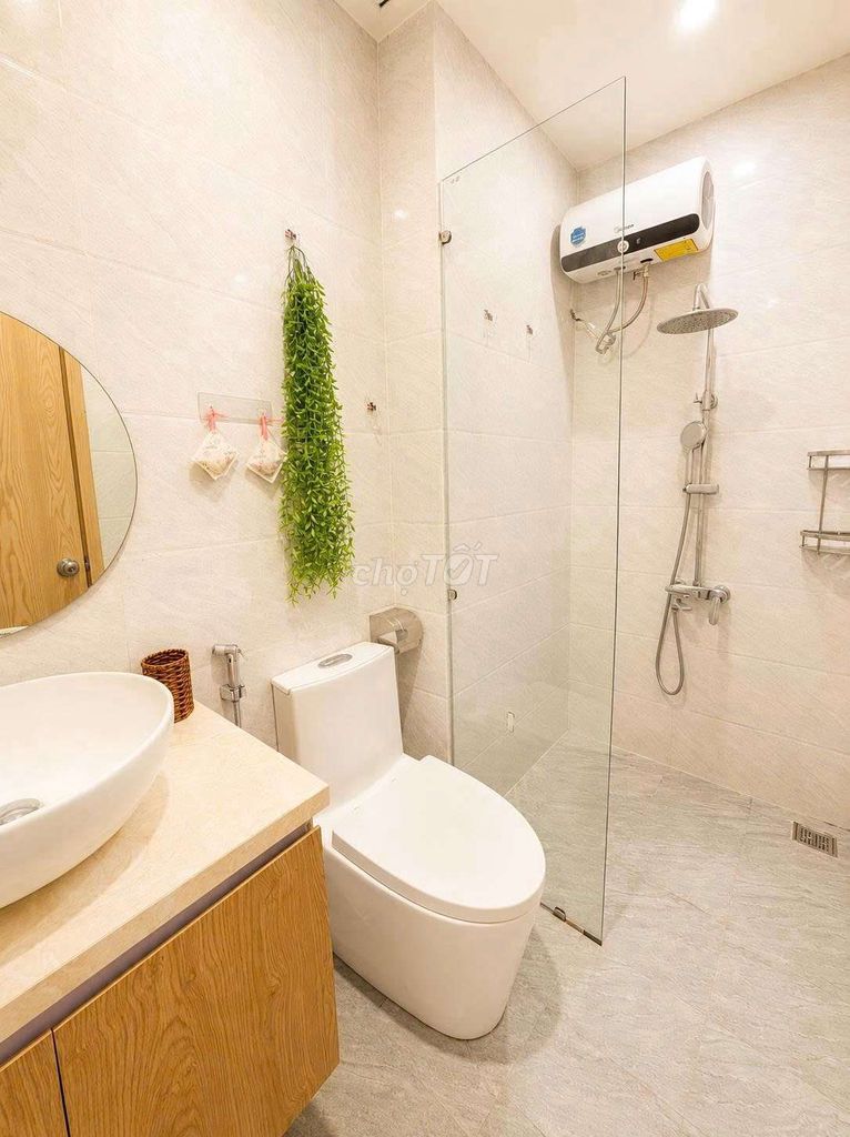 Фото 3: 🏡 Квартира в районе Шонча
Адрес: 4xx Нго Куен
- Тип:
