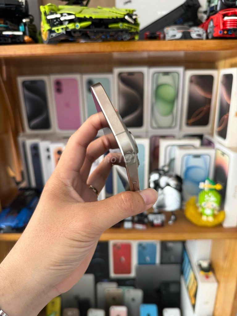 Фото 3: Apple iPhone 15 Pro 128GB Titan, б/у
