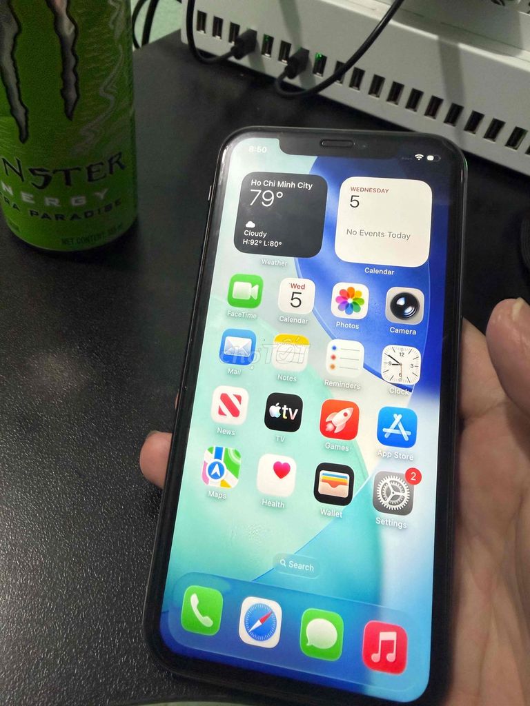 Apple iPhone 11 64GB черный, оригинальный, полностью заблокированный