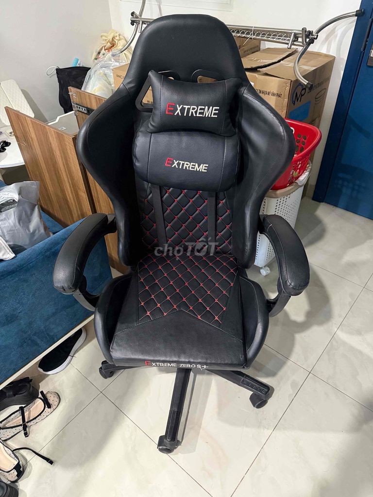 Игровое кресло Extreme Zero S+ Черная кожа