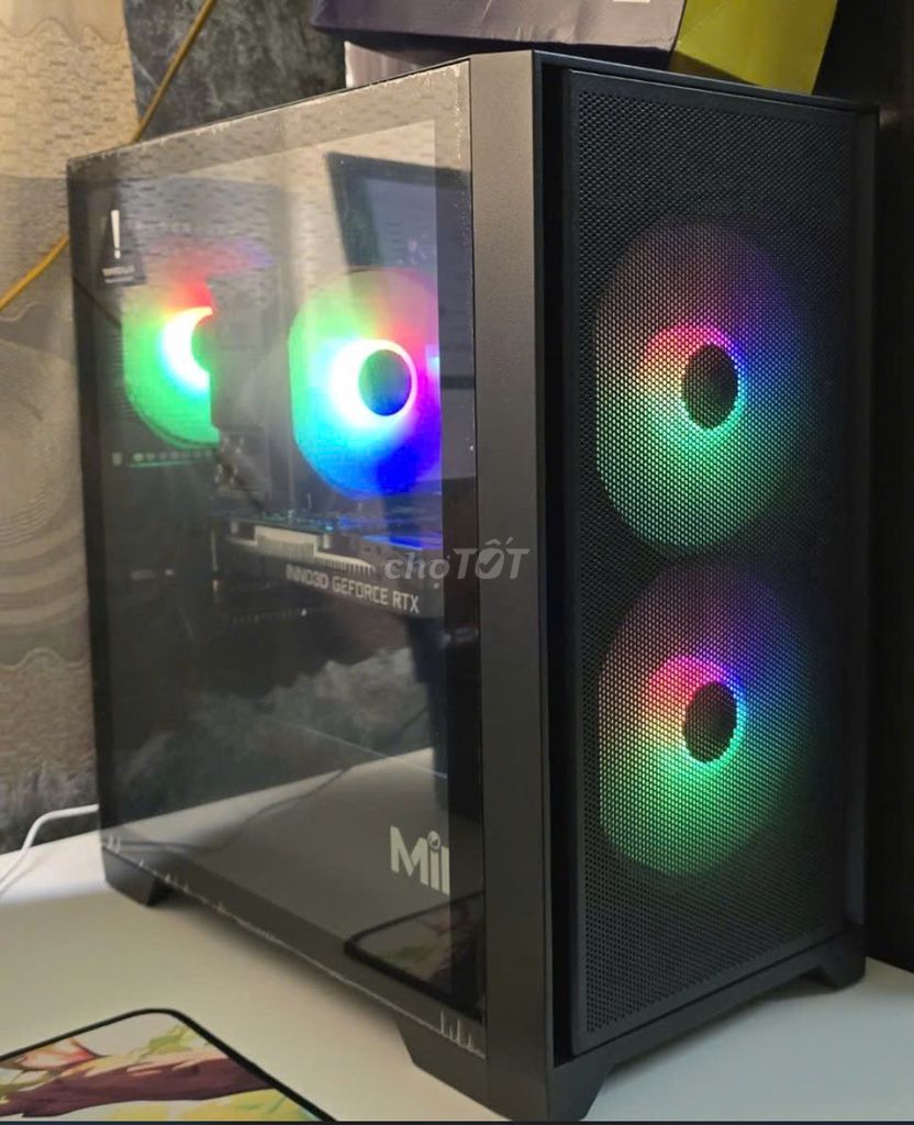 Intel i7-8700K GTX 1650 16GB/SSD 240GB Черный