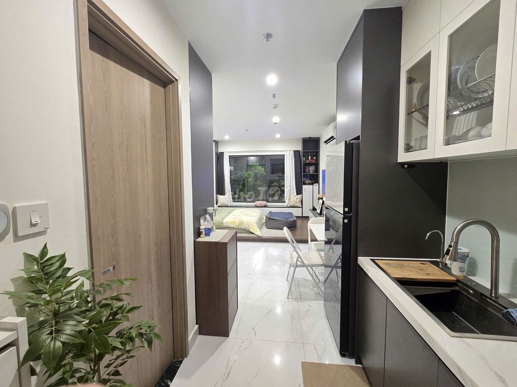 Фото 2: Продажа студии Beverly Solari Vinhomes Grand Park, с полной мебелью, есть свидетельство