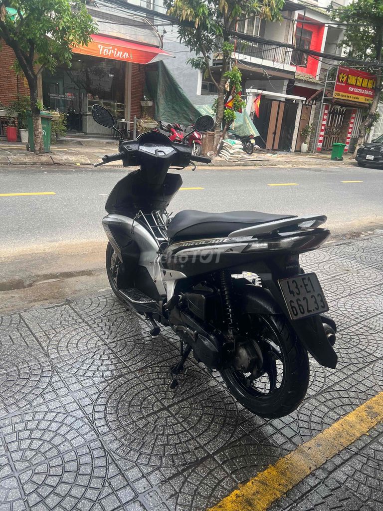 Honda Air Blade 2010 чёрно-серебристый
