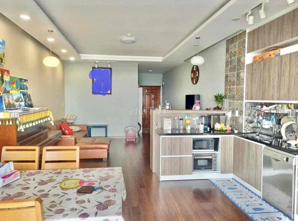 Фото 3: 📣Сдается квартира CH Belleza Q7 ✅124 м², 3 спальни + полная мебель, вид на Phạm Hữu Lầu 💰Цена: 15 млн
