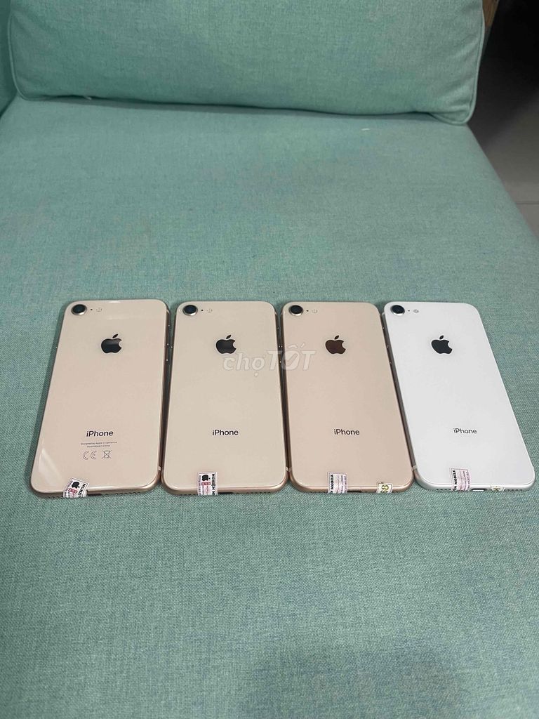 Apple iPhone 8 64GB золотистый, белый