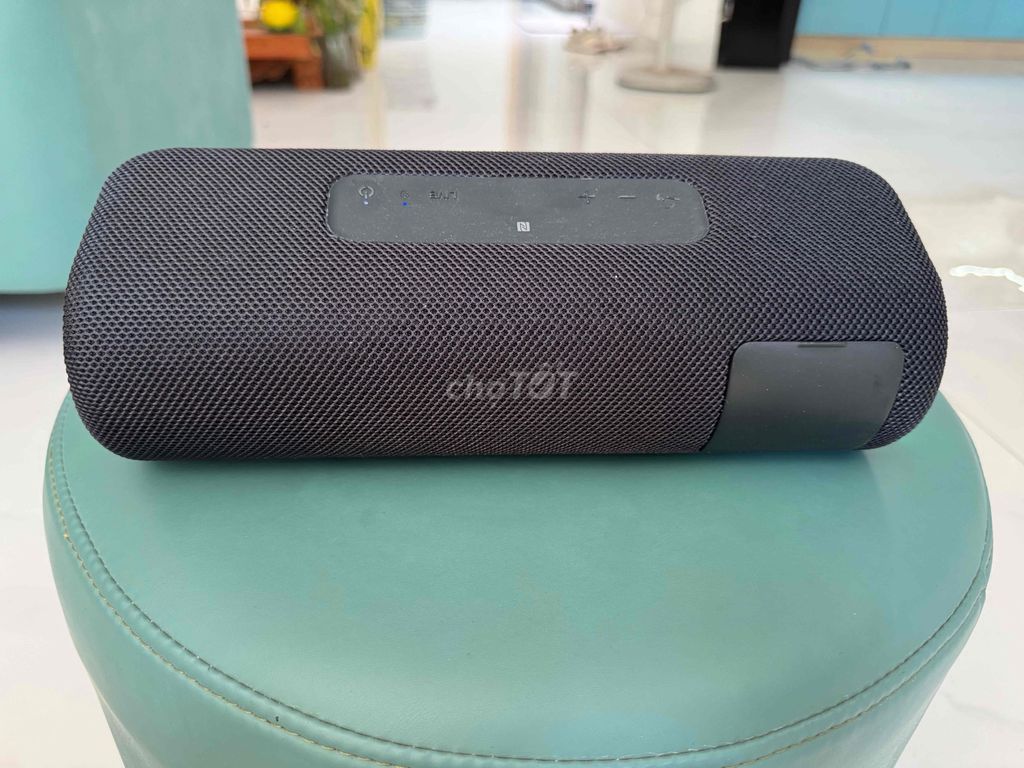 Фото 3: Колонка Bluetooth Sony SRS-XB41 Черная, б/у