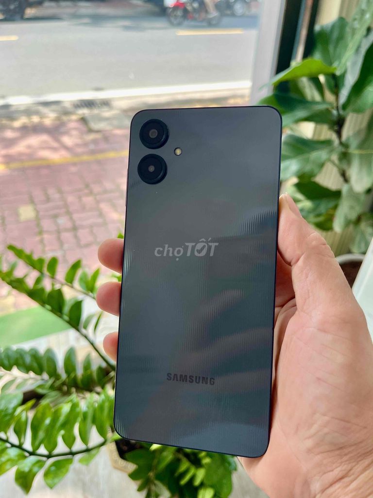 Samsung A06 64GB Черный