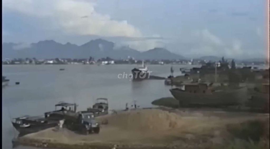 УЧАСТОК У МОРЯ, ПОДХОДИТ ДЛЯ ИНВЕСТИЦИЙ В СТРОИТЕЛЬСТВО КВАРТИР