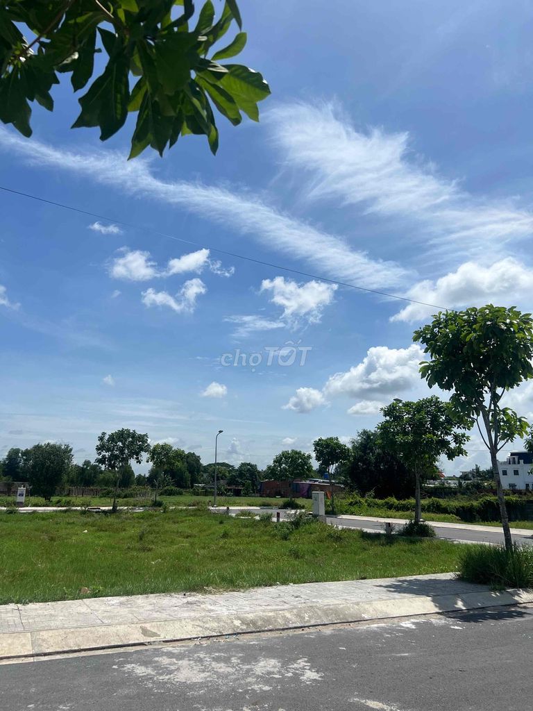 Фото 3: 500 Triệu BÁN LUÔN! LÔ GÓC 2 MẶT TIỀN ĐƯỜNG NHỰA, 80M² NGAY BV XUYÊN Á