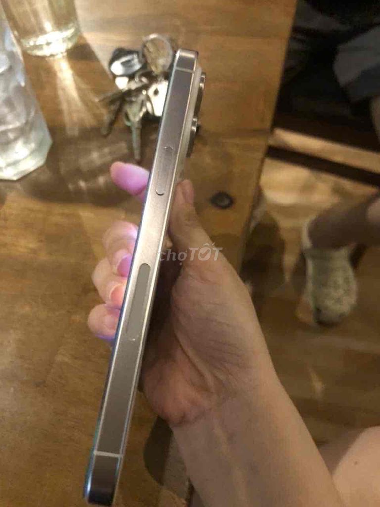 Фото 2: Apple iPhone 15 Pro Max 256GB Белый 89%