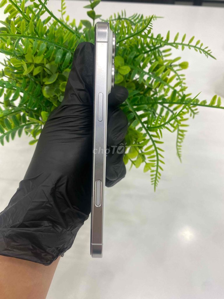 Фото 2: Apple iPhone 16 Pro Max 256GB Белый уцененный