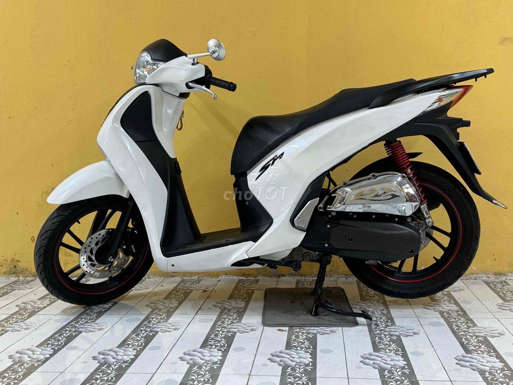 Honda SH 125 2015 Trắng đen