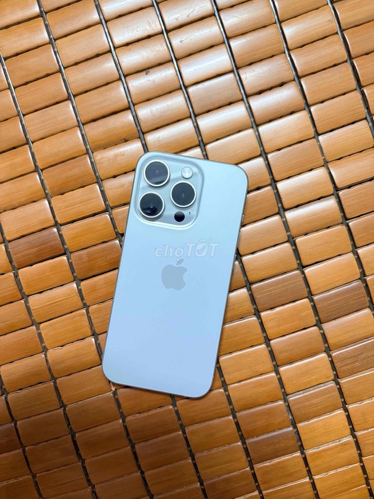 Фото 3: Apple iPhone 15 Pro 128GB Mỹ Nguyên zin