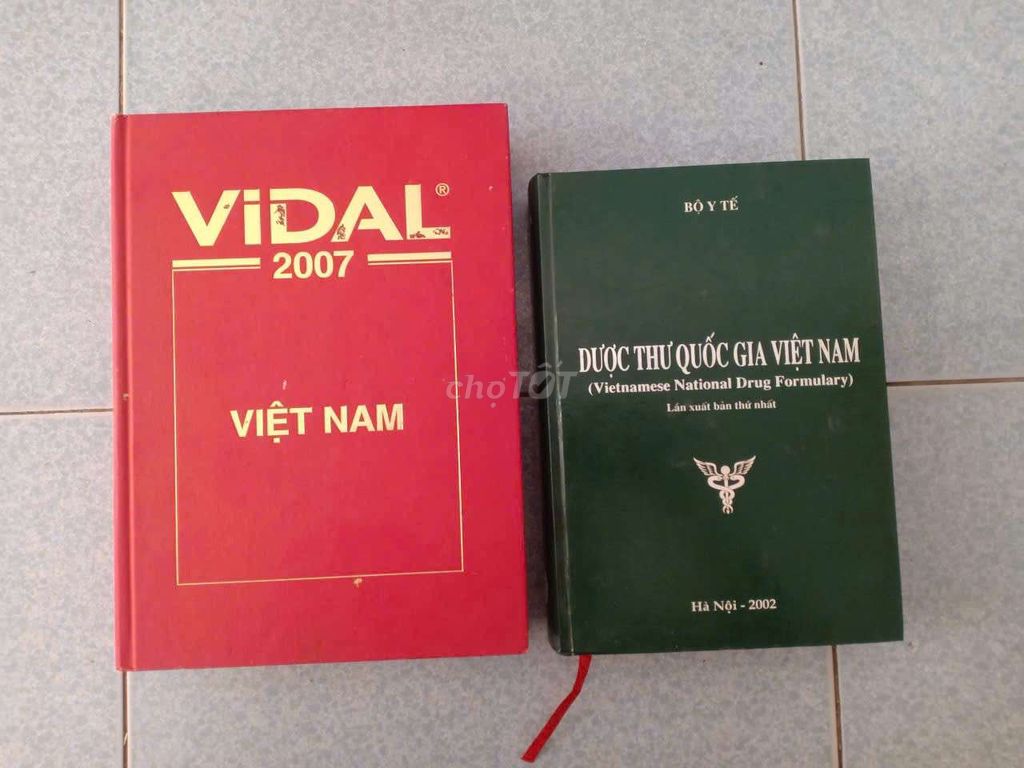 Медицинский справочник Vidal Вьетнам красный