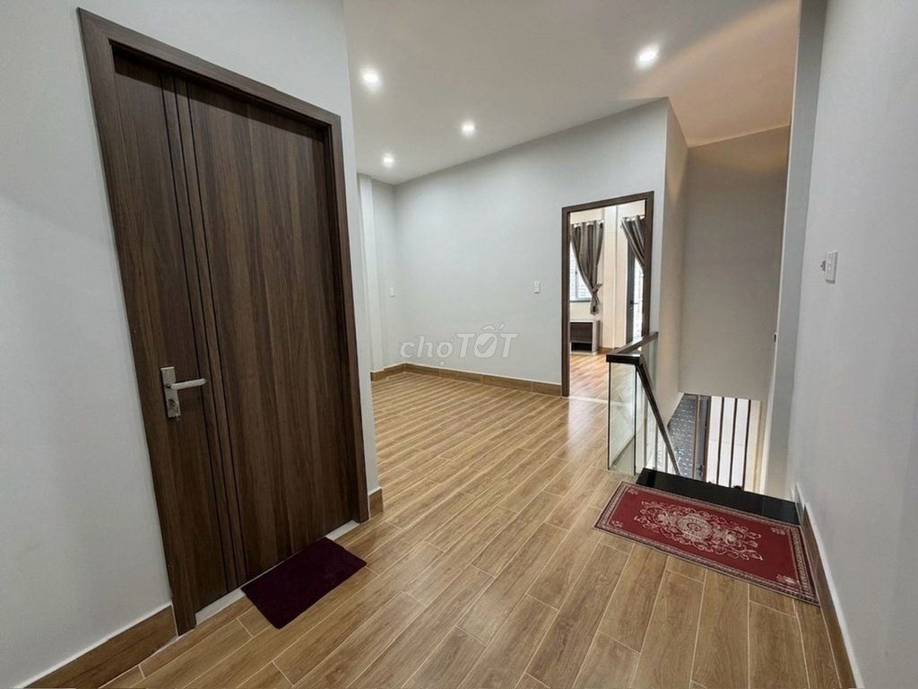 Фото 3: Полная меблировка, ширина 5 м, Льуй Бан Бить, 1 этаж + 1 мансарда, 55 м²