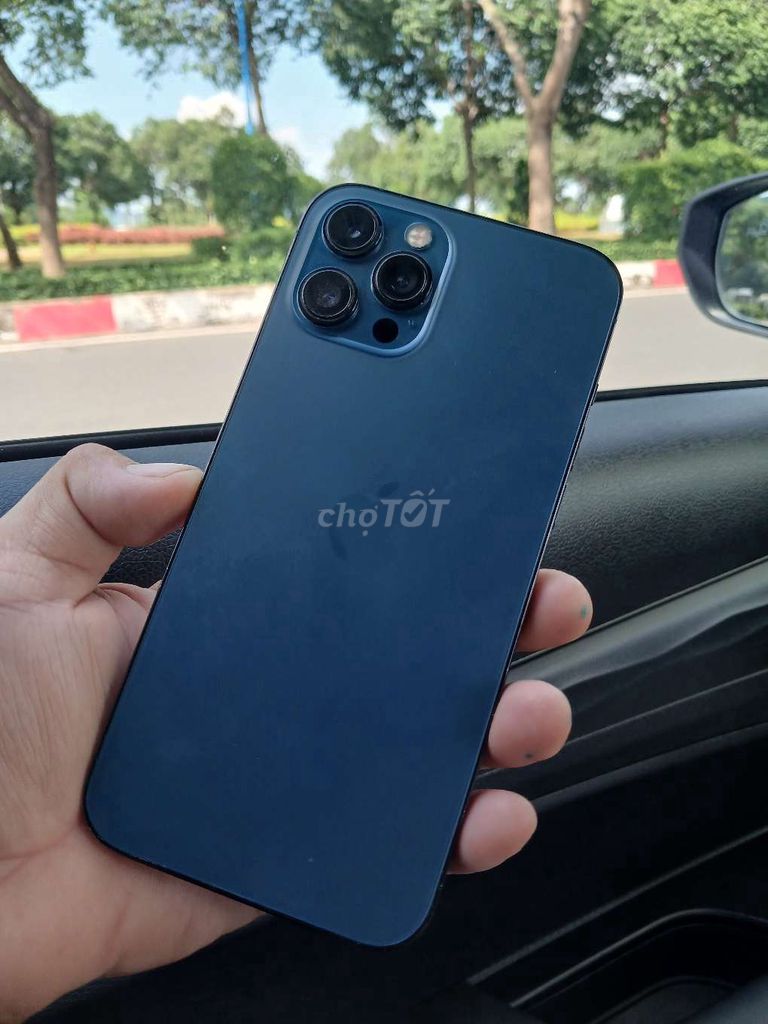 Фото 3: Apple iPhone 12 Pro Max 128GB синий 65%