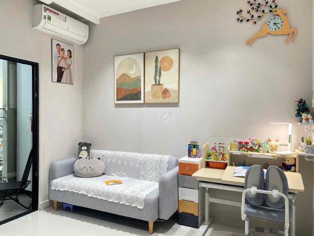 Фото 2: Квартира Hoàng Quốc Việt, район 7 — 2 спальни + 2 санузла. Полностью меблирована