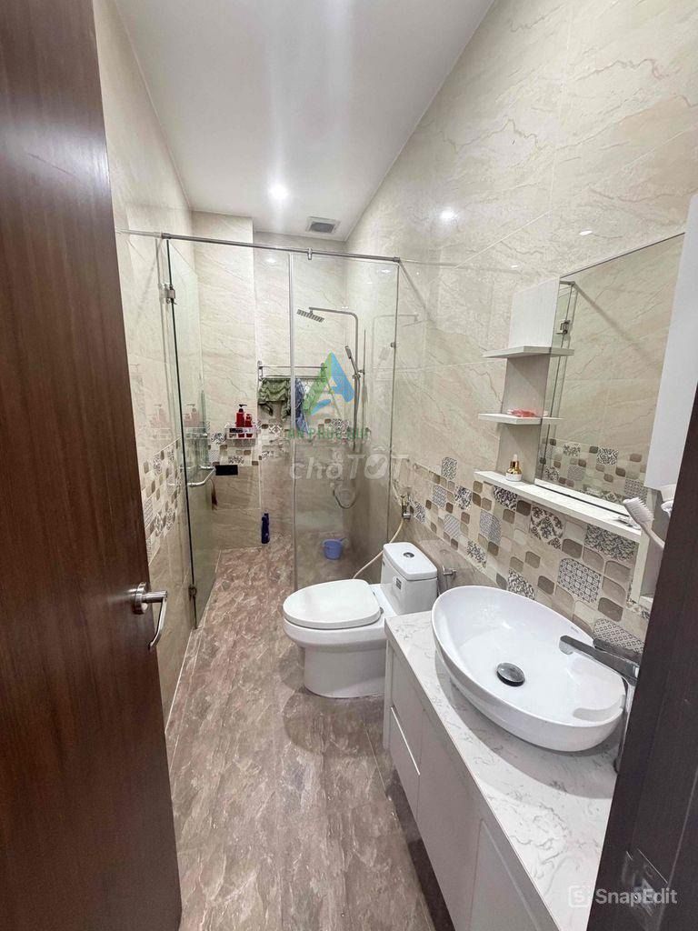 Фото 2: АРЕНДА 4-ЭТАЖНОГО ДОМА, 5 СПАЛЕН, УЛИЦА ЧЫОНГ КУАНГ ДЫОК