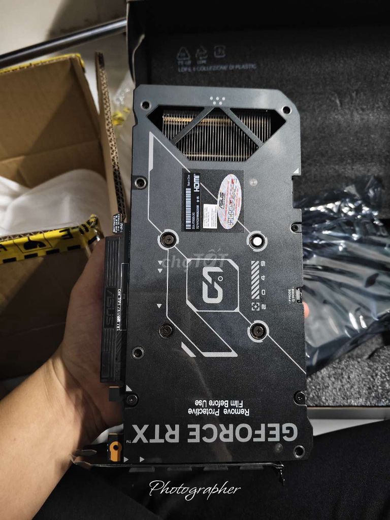 Фото 2: ASUS DUAL GeForce RTX 5060 8GB OC Advanced