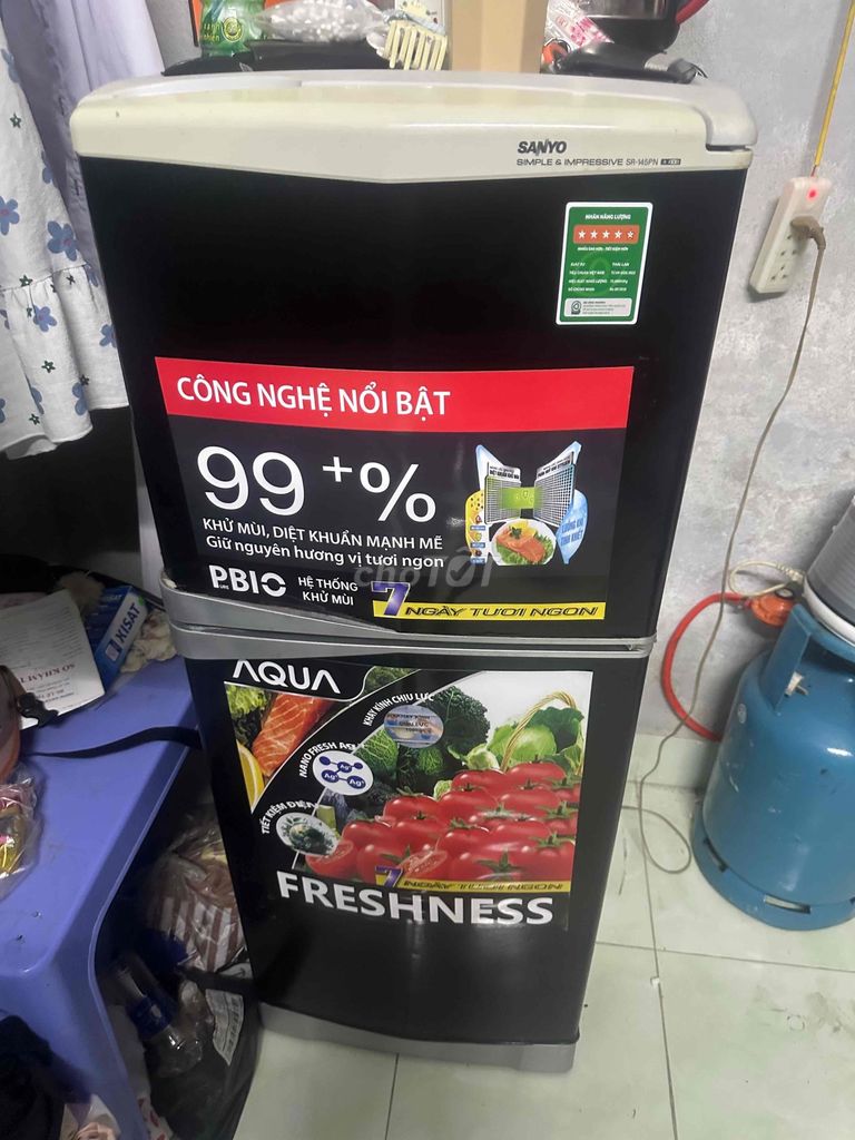 Холодильник Sanyo 145L черный