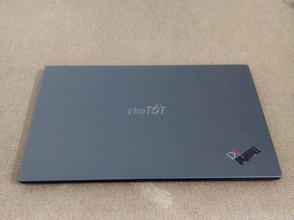 Фото 2: Lenovo ThinkPad X1 Carbon Gen 7 i7-10510U 14 inch 16GB/256GB SSD
