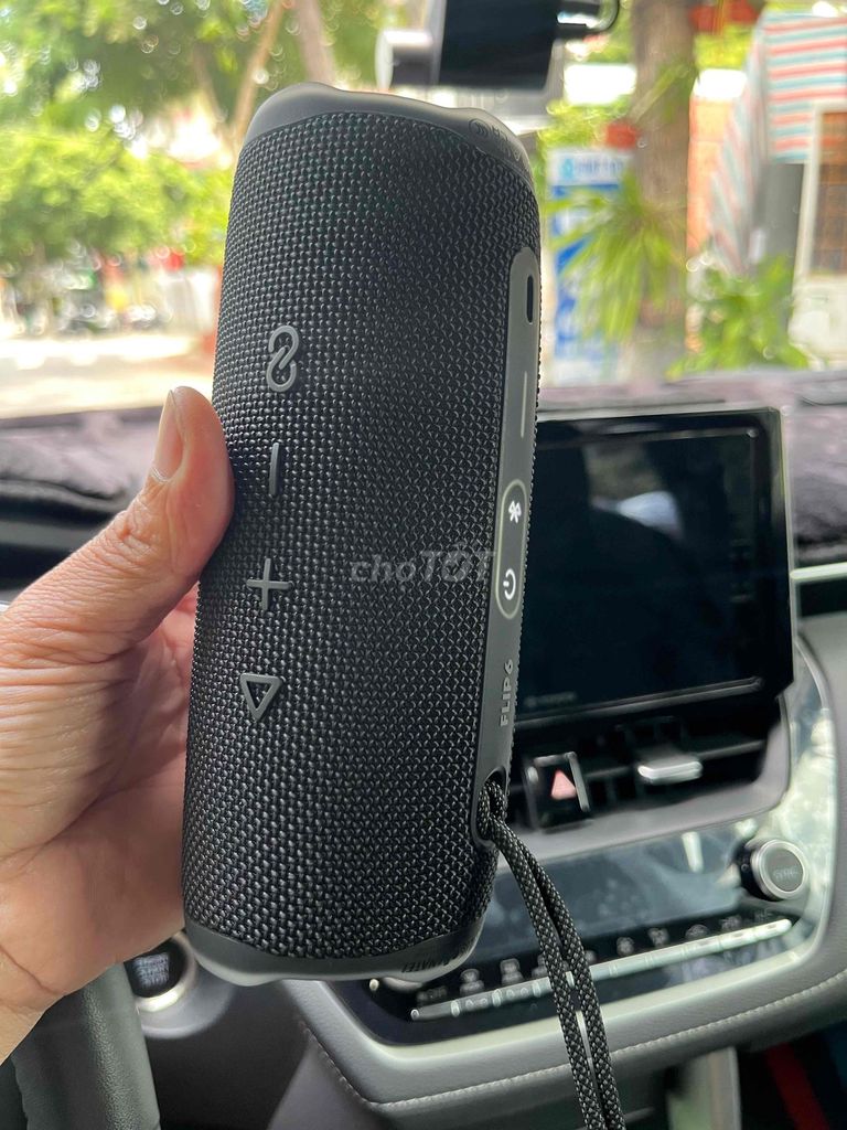 Портативная колонка JBL Flip 6 черная IP67