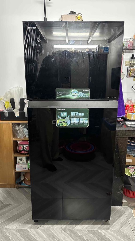 Холодильник Toshiba Inverter 360L черный, энергосберегающий
