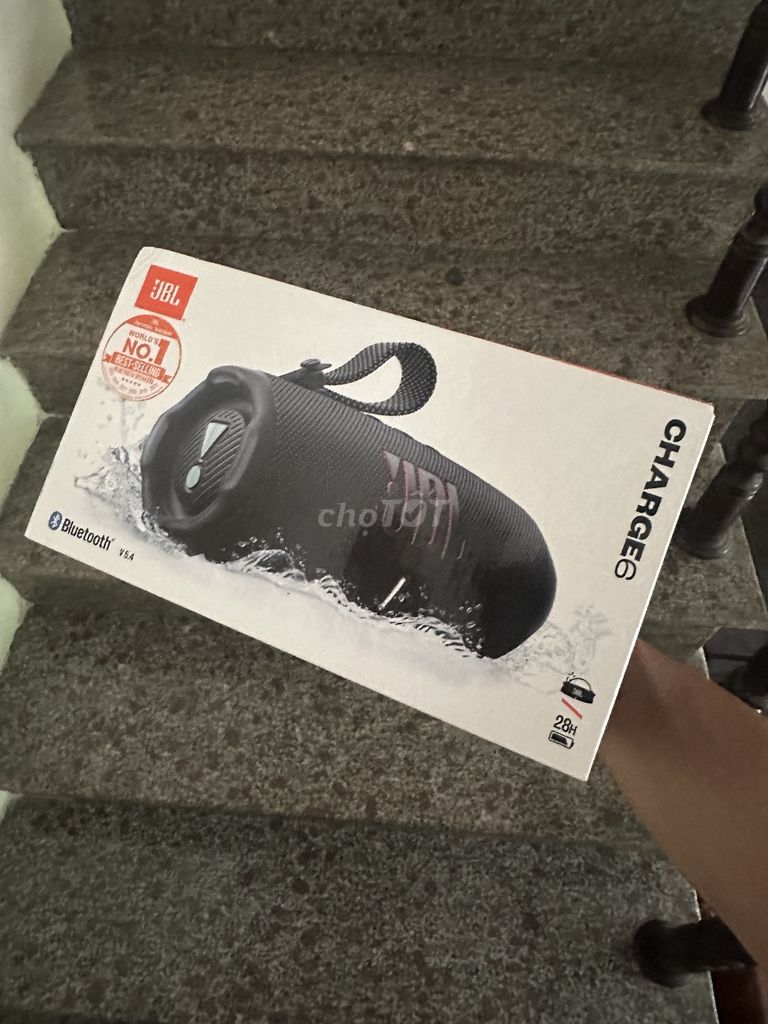 Колонка Bluetooth JBL Charge 6 черная, новая