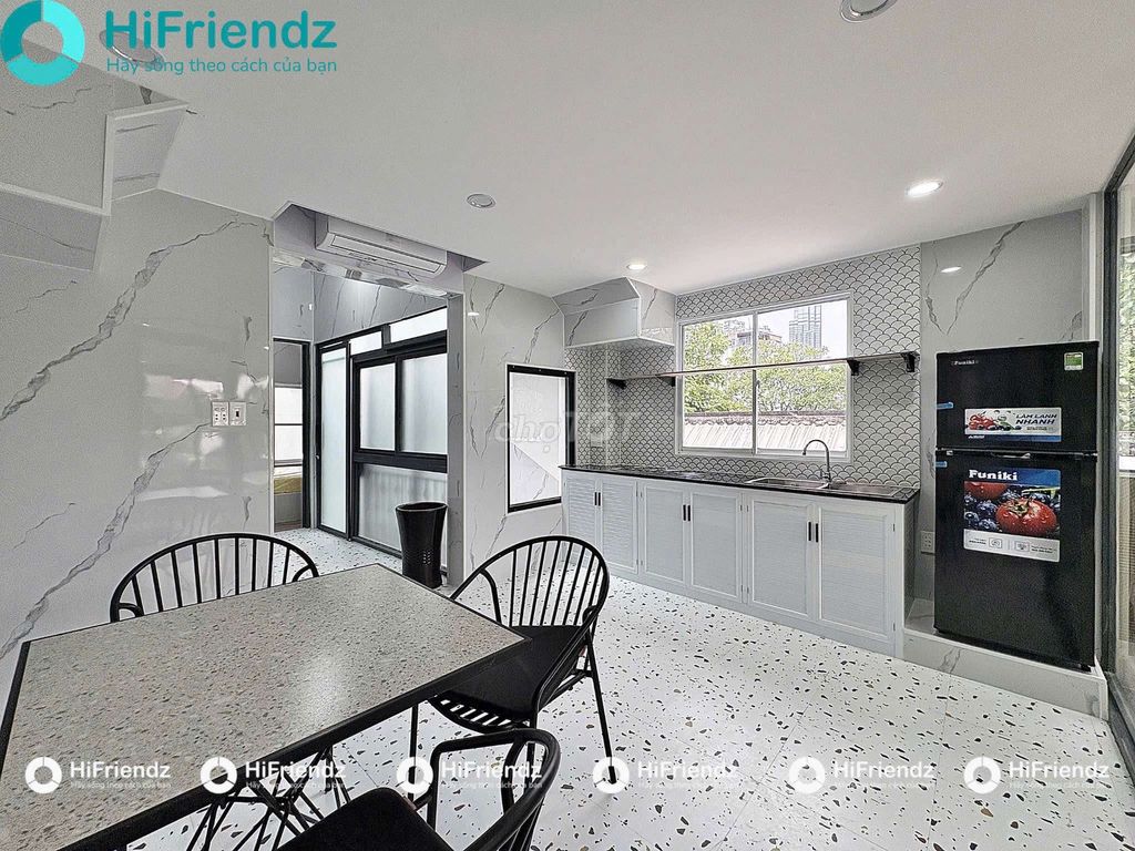 PHAN XÍCH LONG — 2 СПАЛЬНИ, НОВОСТРОЙКА, 60 М², ПОЛНАЯ МЕБЕЛИРОВКА, ОКНО НА КРЫШЕ