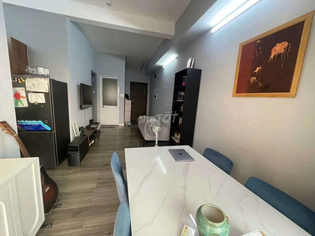 Квартира HQC Bình Trưng Đông, район 2, очень красивая, 2 спальни, 2 санузла, с полной мебелью, недорого