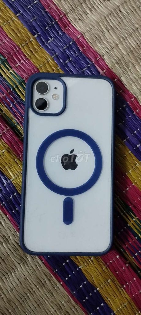 Фото 2: Apple iPhone 11 Белый