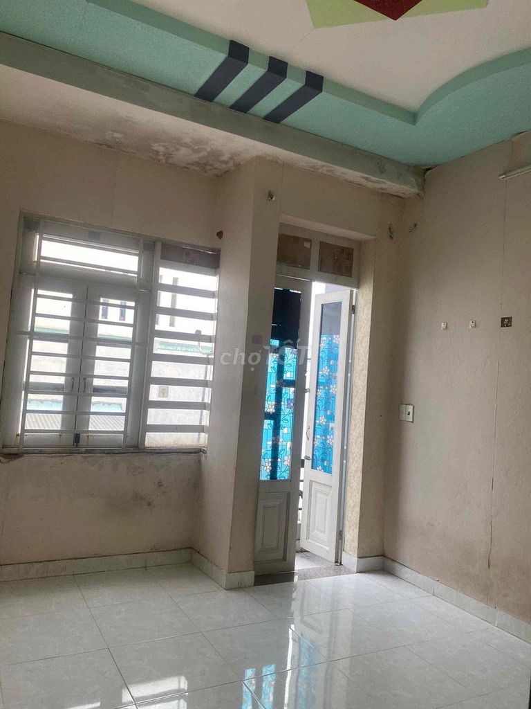 Фото 2: Nhà trệt 2 lầu 4*7, 2PN, gần Gò Vấp