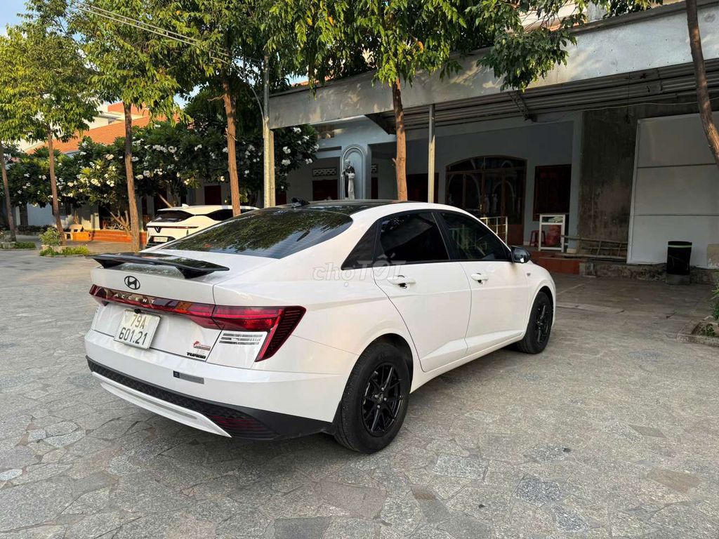 Фото 2: Hyundai Accent BN7I 2025 Белый, механика, 9357 км