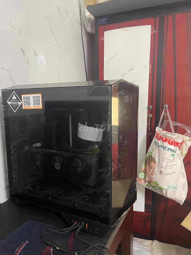 Фото 3: Корпус для компьютера Thermalright DY470, чёрный, б/у