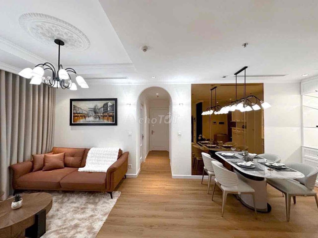 Фото 2: Срочная аренда 3-комн. с полной мебелью | 126 м² | Vinhomes Central Park – 30 млн/месяц.