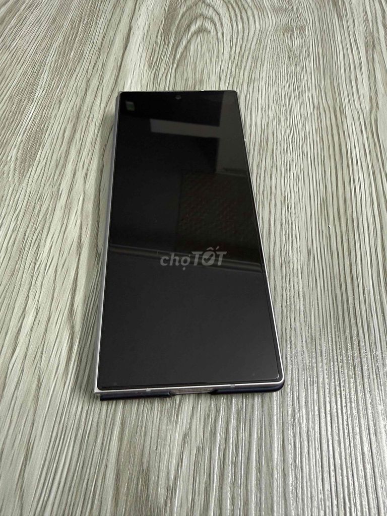 Samsung Galaxy Fold 6 серебристый