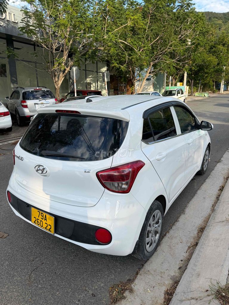 Фото 2: Hyundai Grand i10 2019 Белый, механика