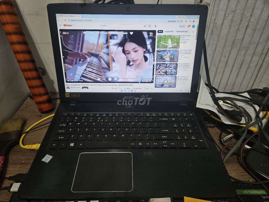 Фото 3: Acer Aspire E5-576 i3-8130U 8GB Windows 10 Pro