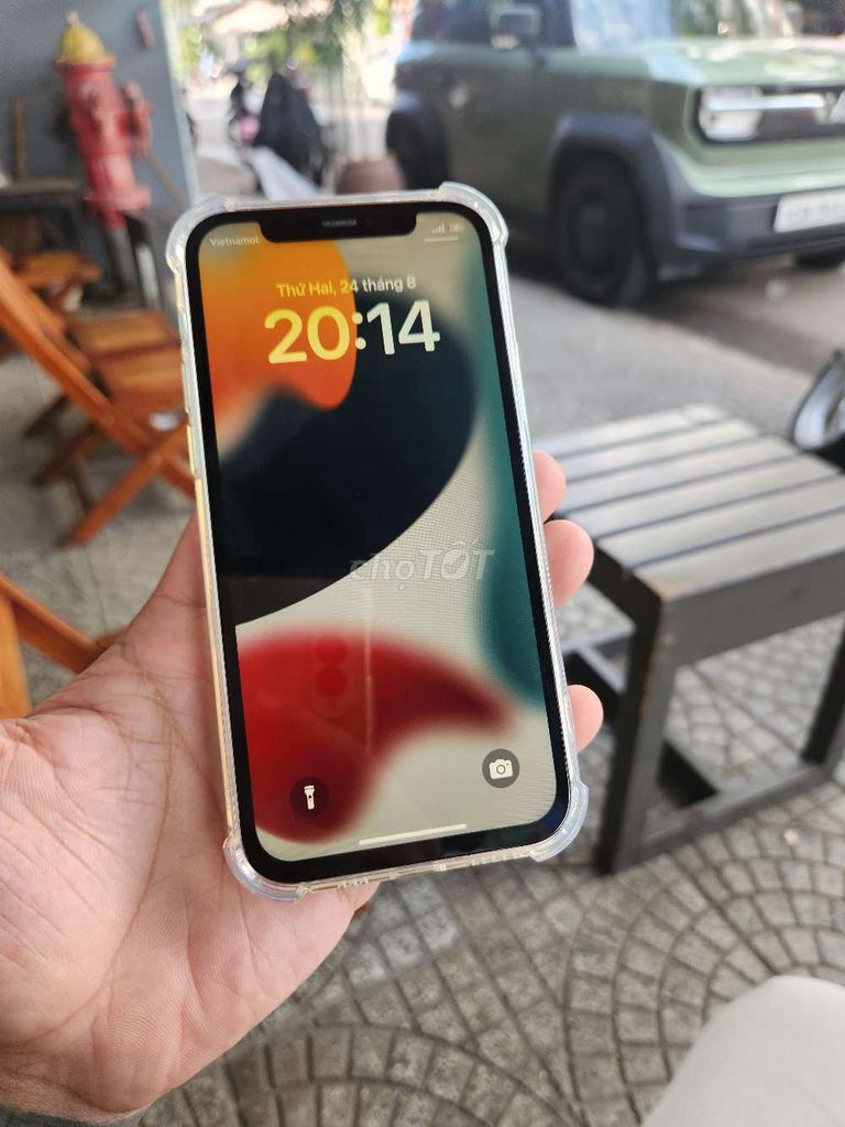 Apple iPhone 12 зеленый