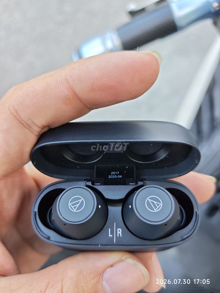 Наушники Audio-Technica ATH-CKS30TW черные