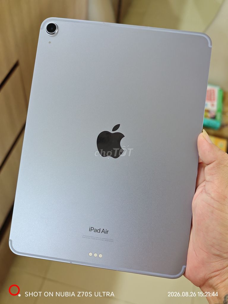 Apple iPad Air 5 64GB 5G Серый