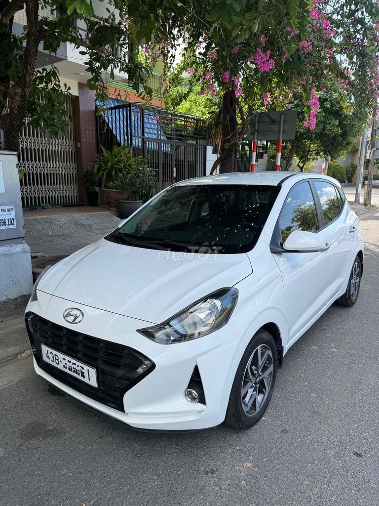 Фото 2: Hyundai I10 2022 1.2 AT Автомат Белый