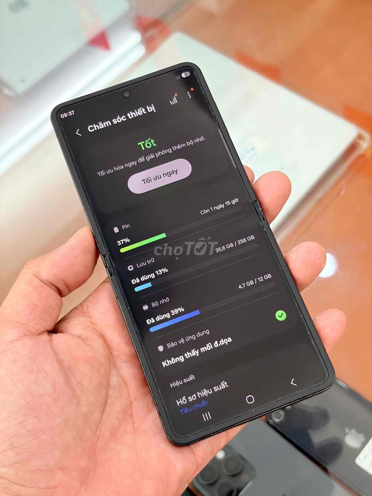 Фото 2: Samsung Z Flip 7: Siêu phẩm siu đẹp - Ram 12/256gb