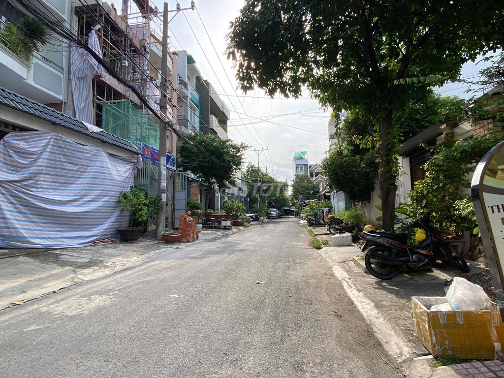 Фото 2: Переулок для грузовиков Thoại Ngọc Hầu 6x15м, антресоль 9,5 млн/мес